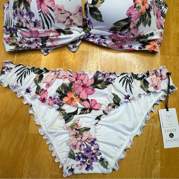 NWT Shade & Shore Tropical Floral Print White and Pink Bikini Set - Picture 4 of 8